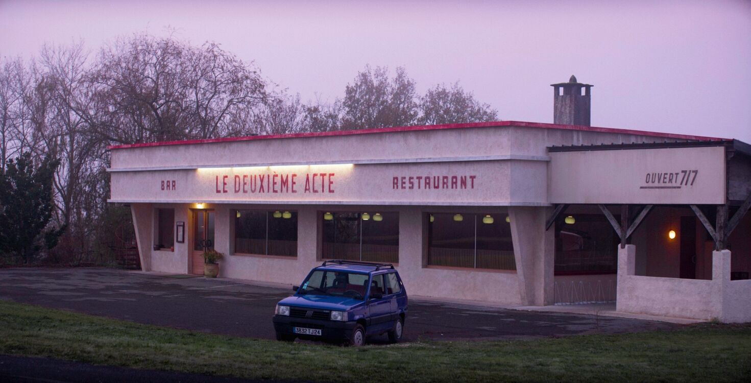 19858