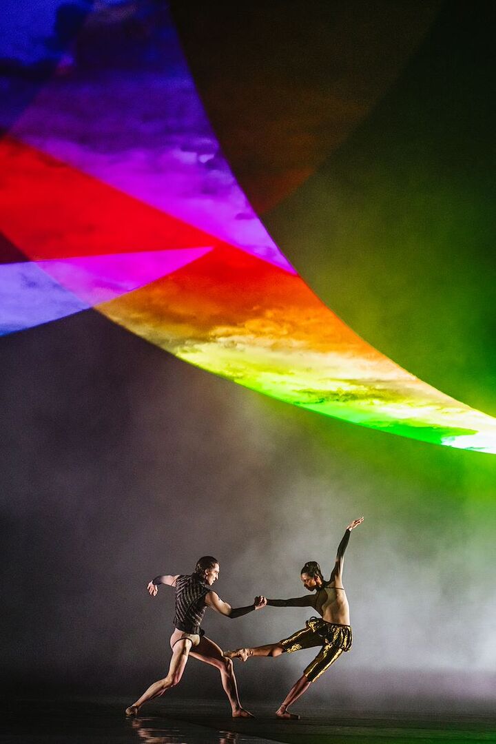 20153
