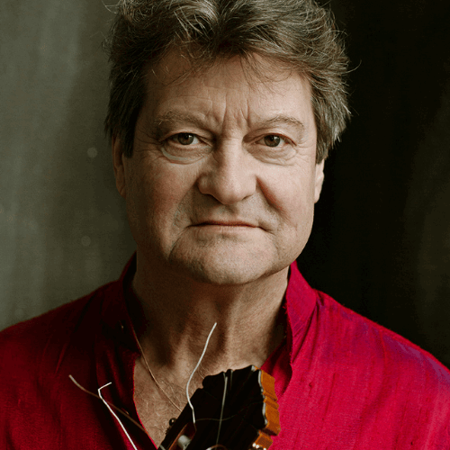 Eric Vaarzon Morel | Guitar King & Prince