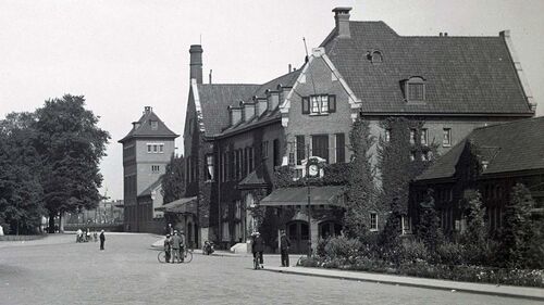 Station Deventer; het station dat altijd open gaat, maar nooit geopend werd