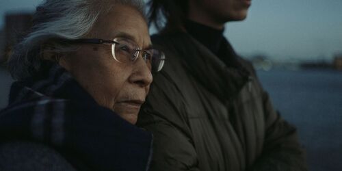 Tussen Wal en Schip – Geruisloos Indisch