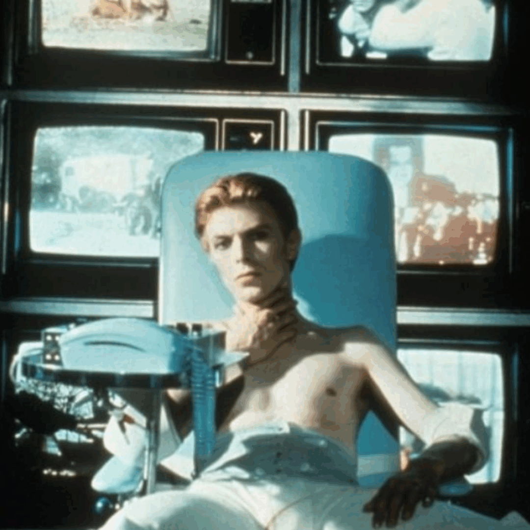 Vanaf 12/03 | The Man Who Fell to Earth