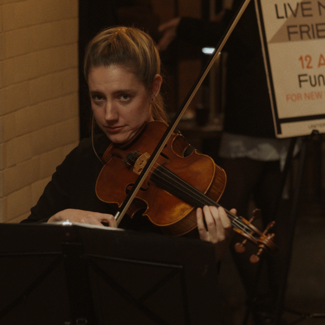 Vanaf DO 13-08: On a String
